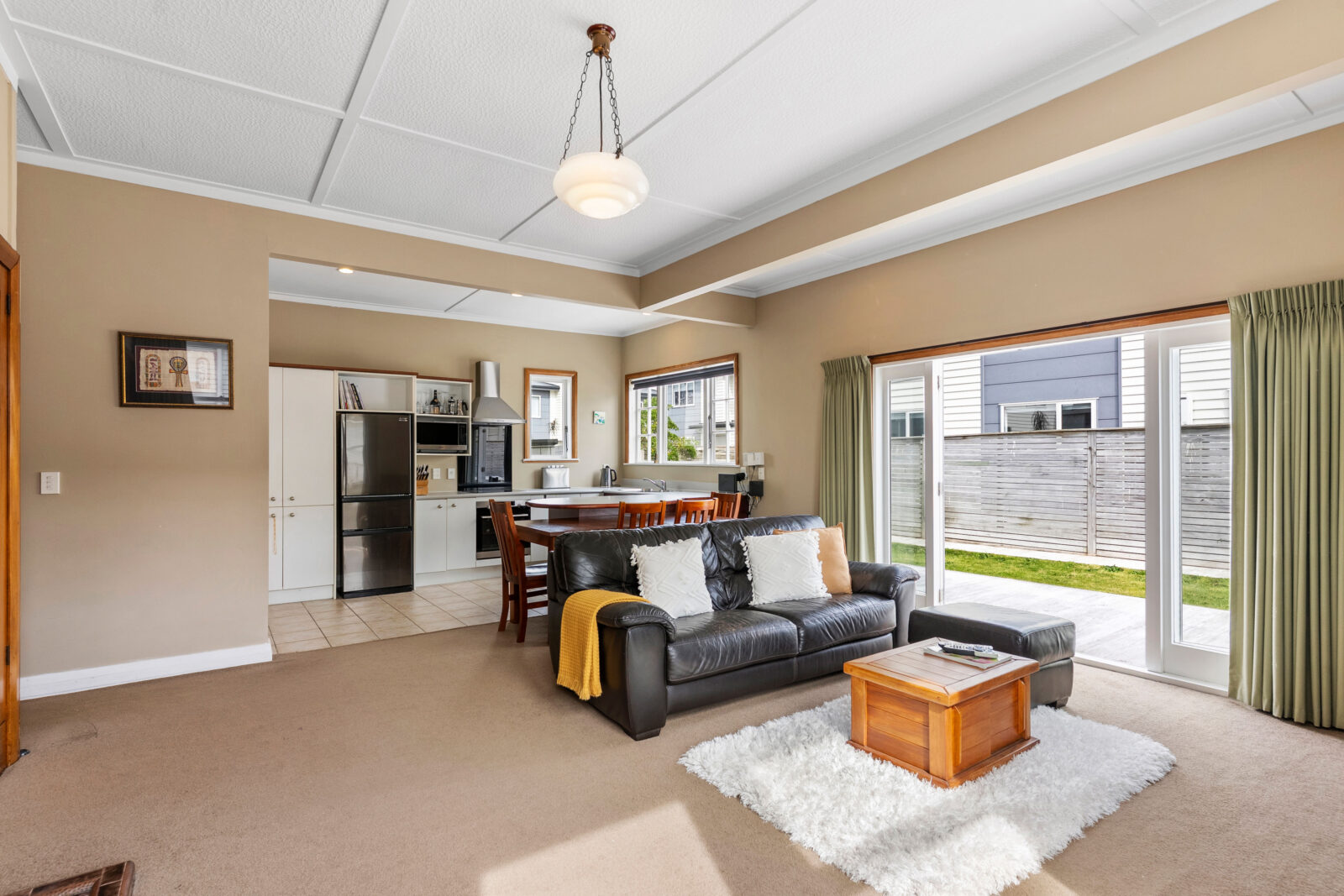 3 Trafalgar Street, Johnsonville - Ben Cartwright and the team