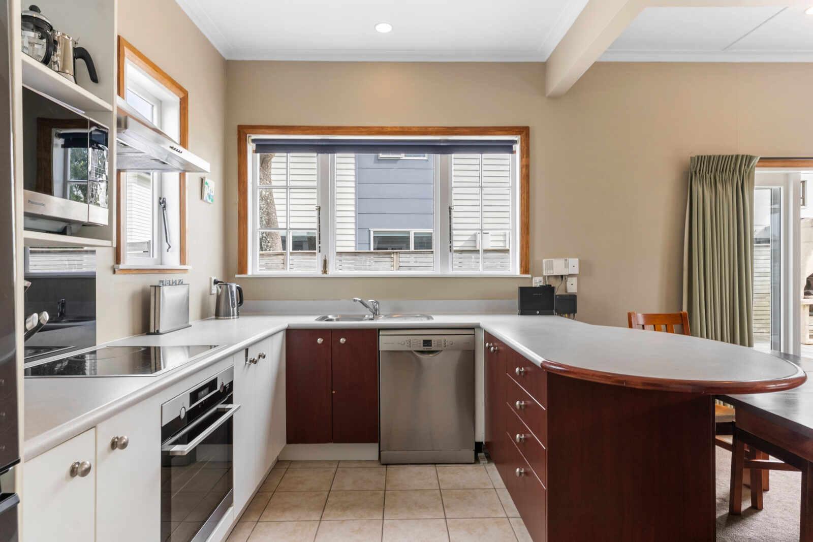 3 Trafalgar Street, Johnsonville - Ben Cartwright and the team