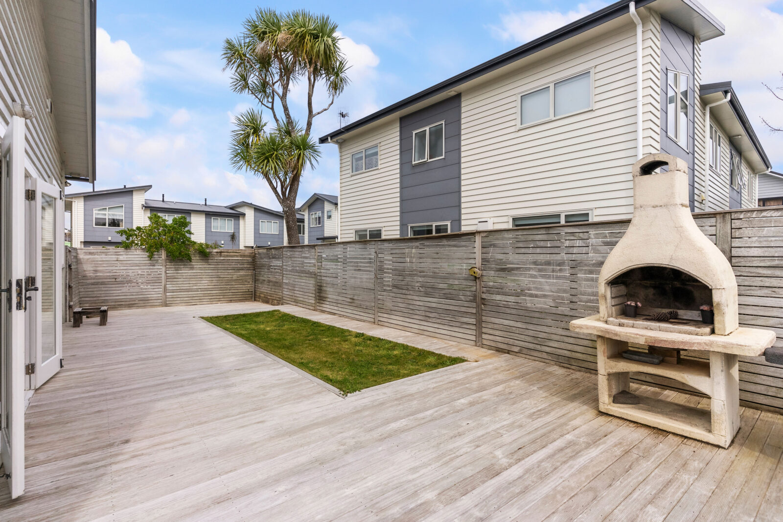 3 Trafalgar Street, Johnsonville - Ben Cartwright and the team