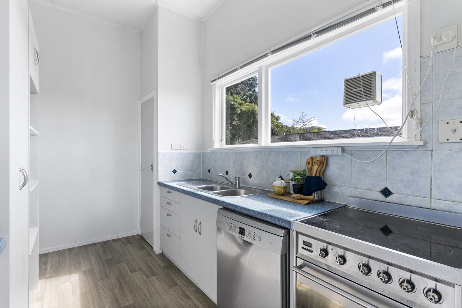 9 Alwyn Place, Newlands - Ben Cartwright and the team