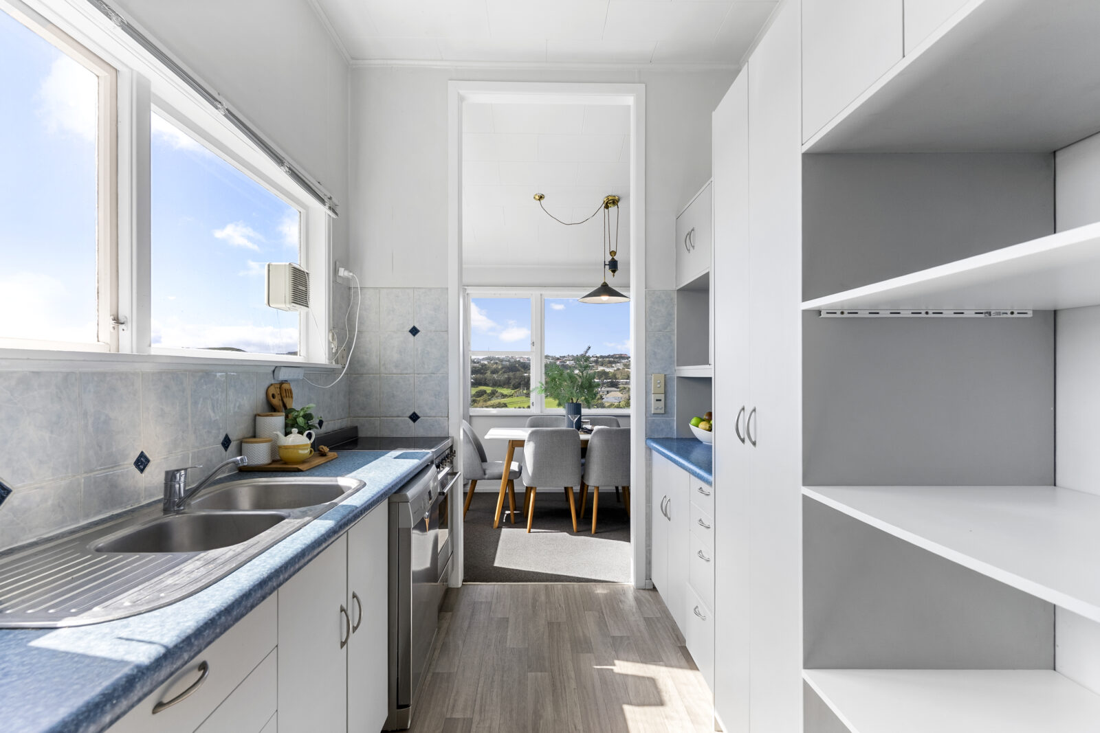 9 Alwyn Place, Newlands - Ben Cartwright and the team