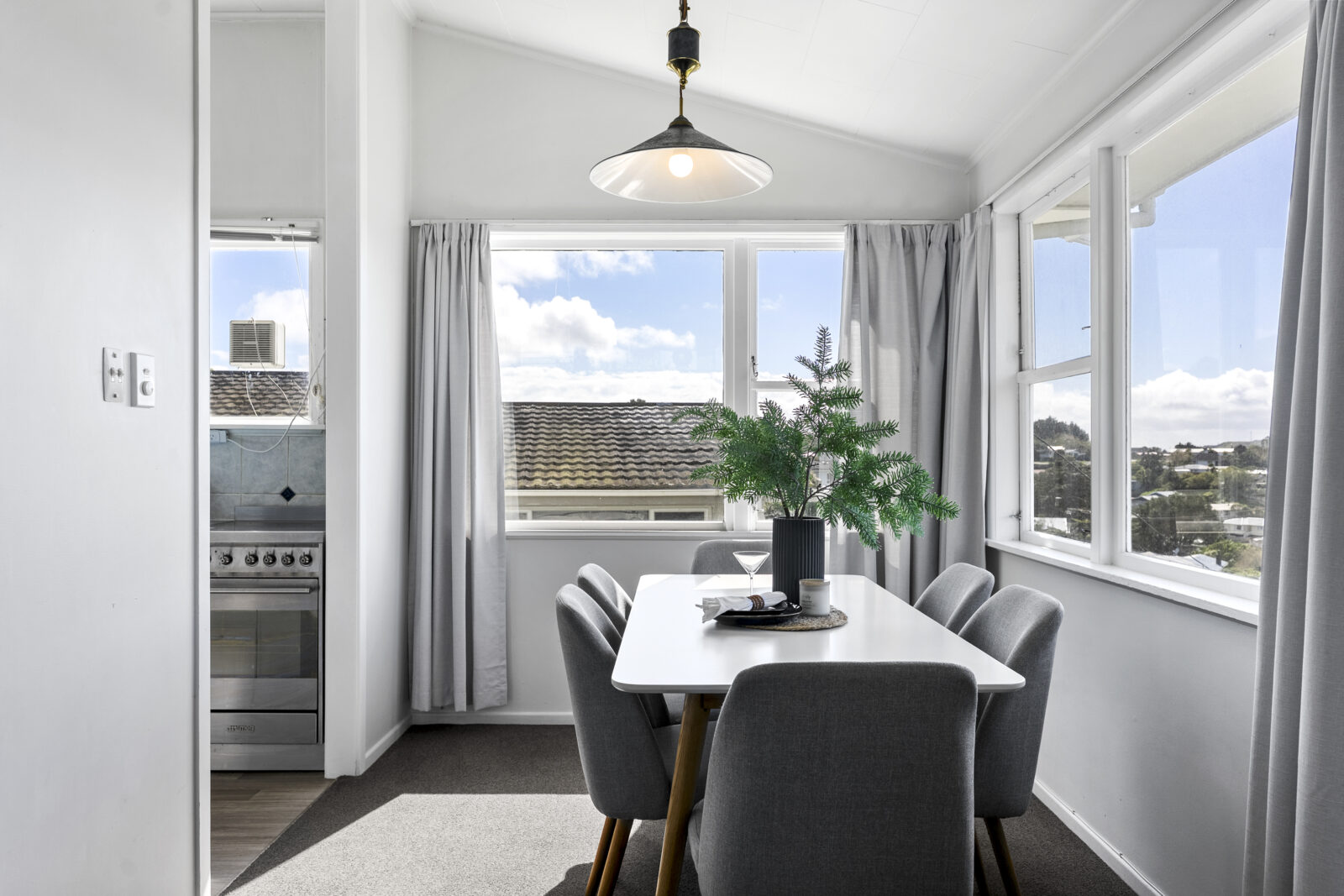 9 Alwyn Place, Newlands - Ben Cartwright and the team