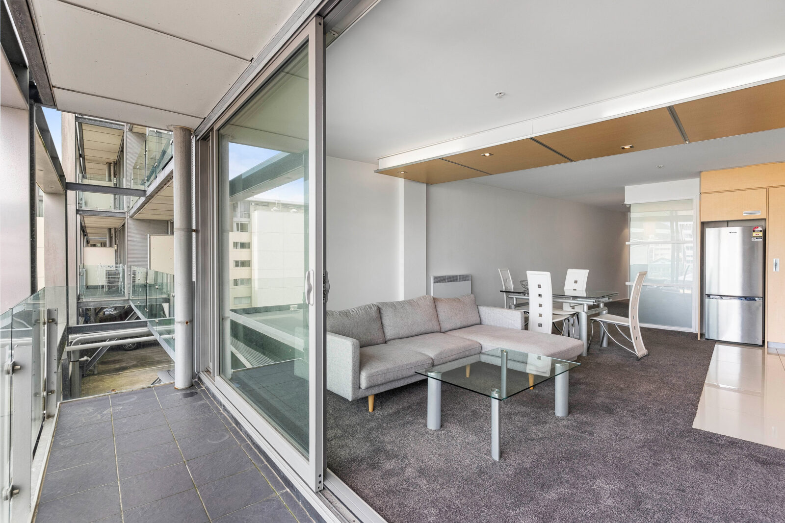25/72 Tory Street, Te Aro - Ben Cartwright and the team