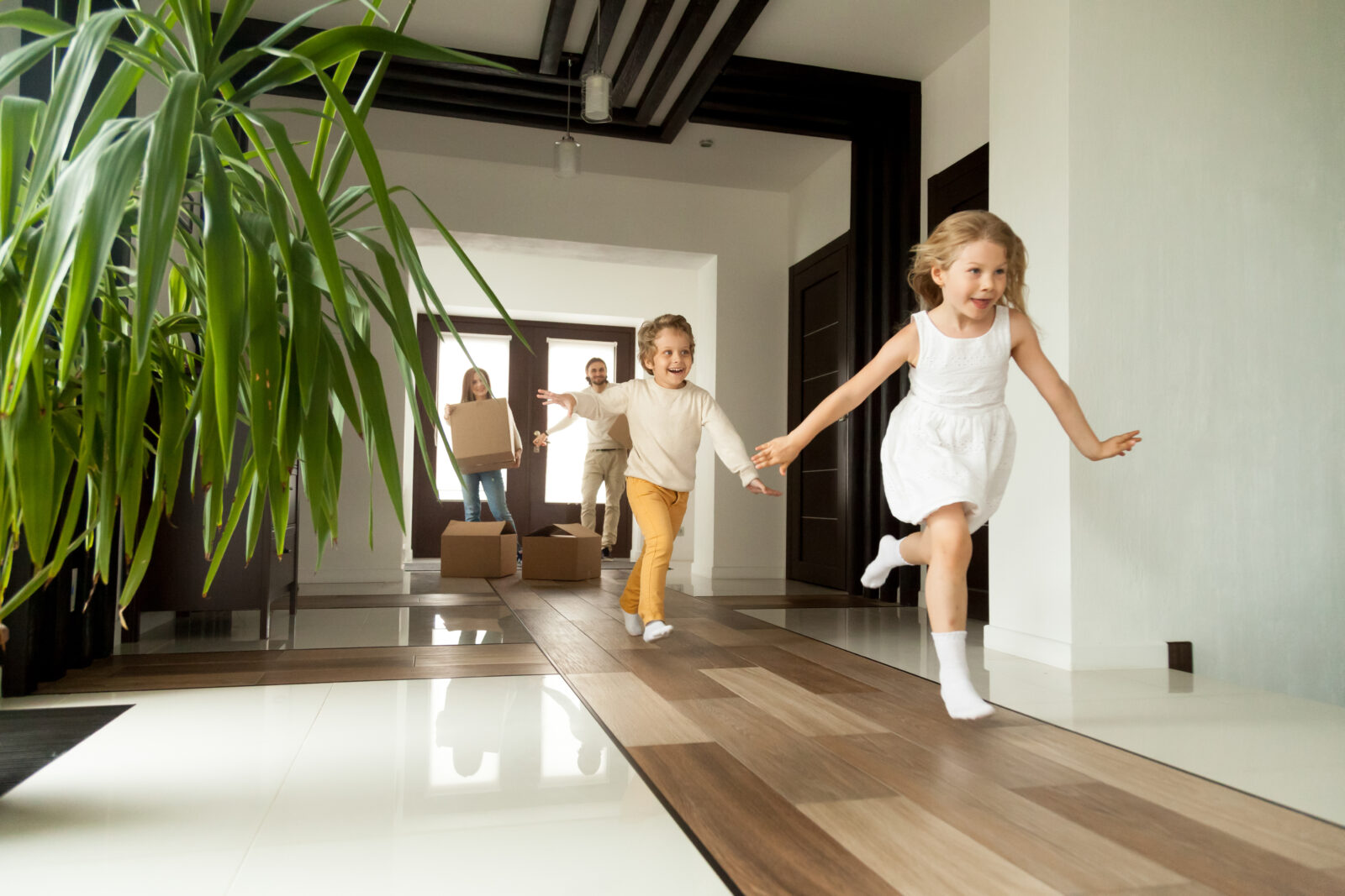 Our Six Favourite Ways to Declutter Your Home