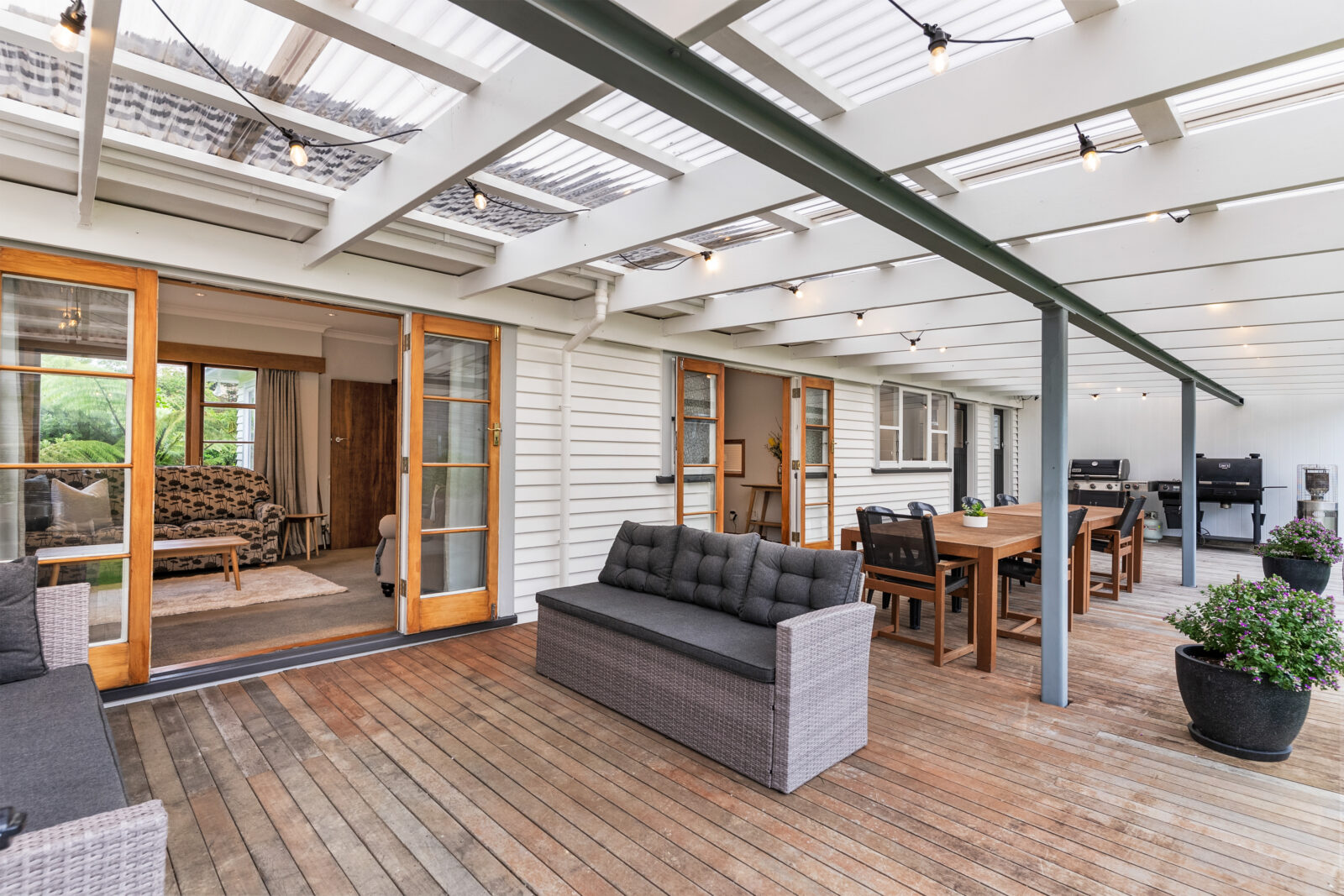 15 Bassett Road, Johnsonville