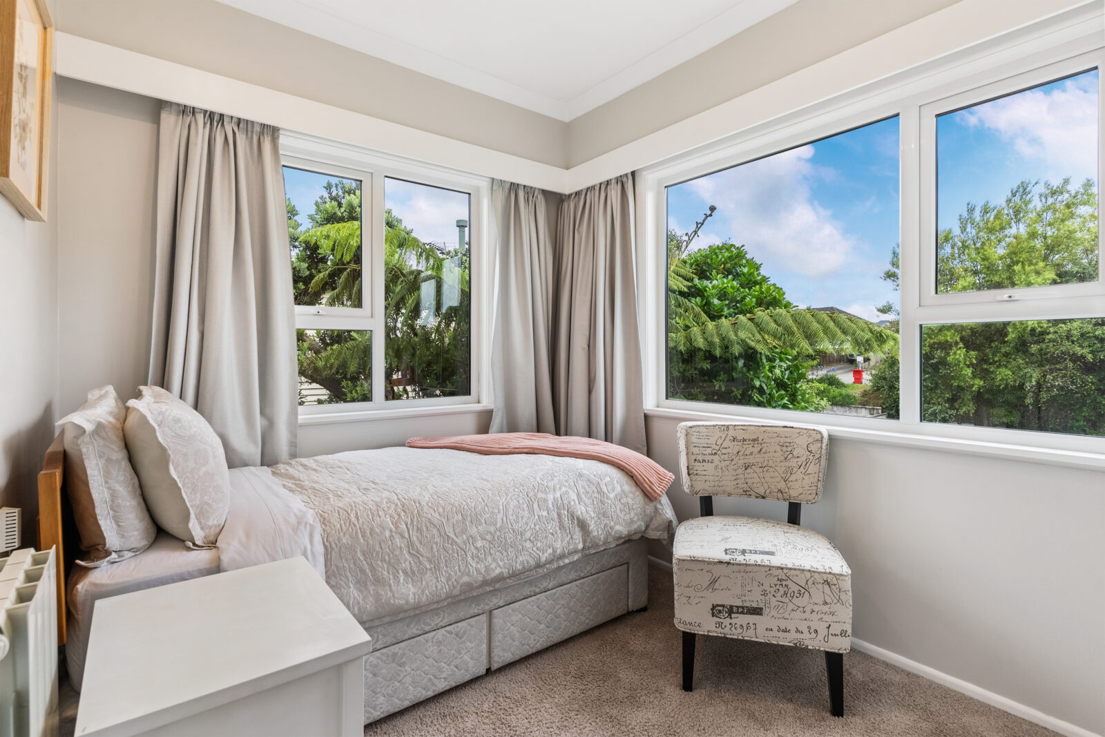 15 Bassett Road, Johnsonville