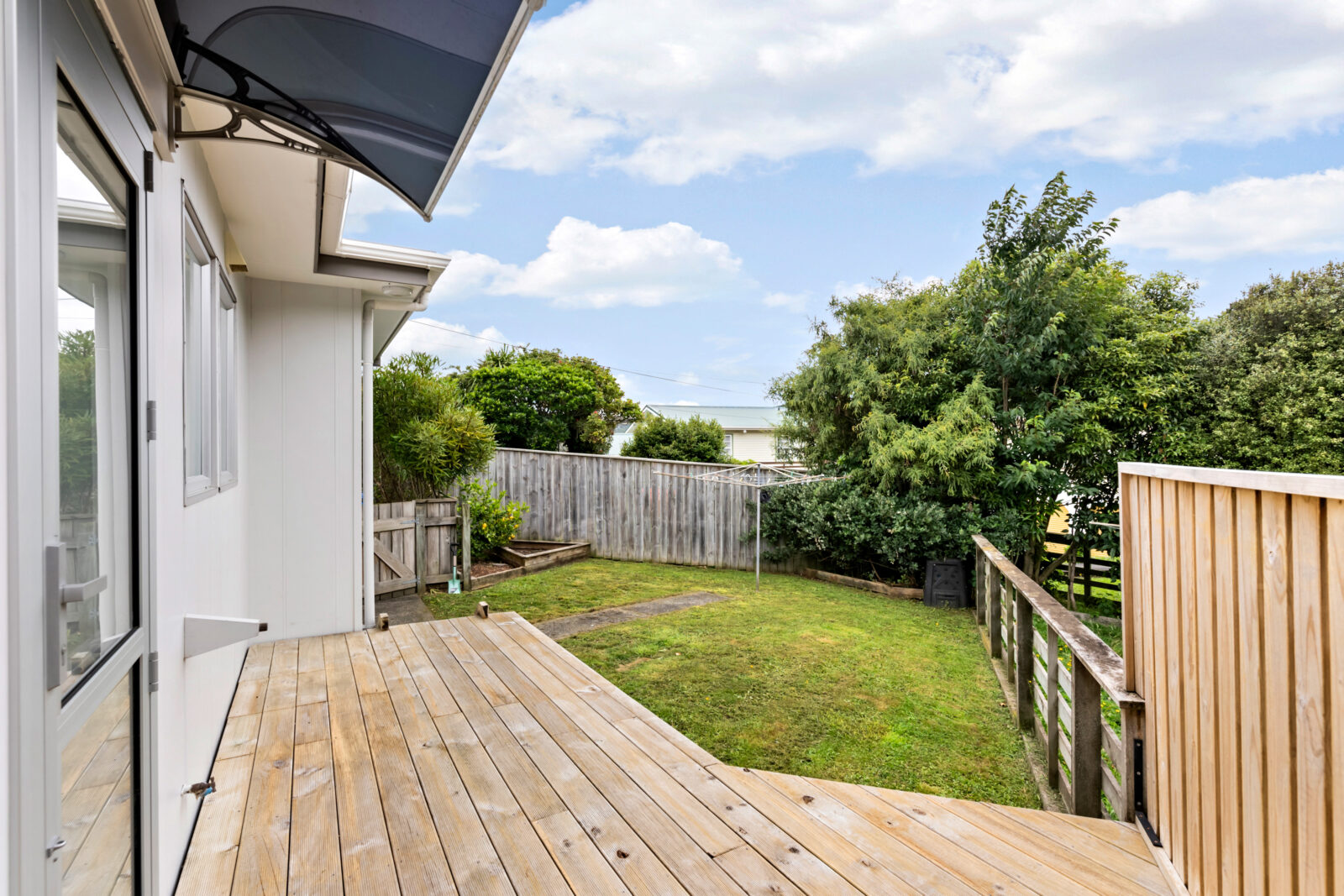 88 Larsen Crescent, Tawa Ben Cartwright and the team