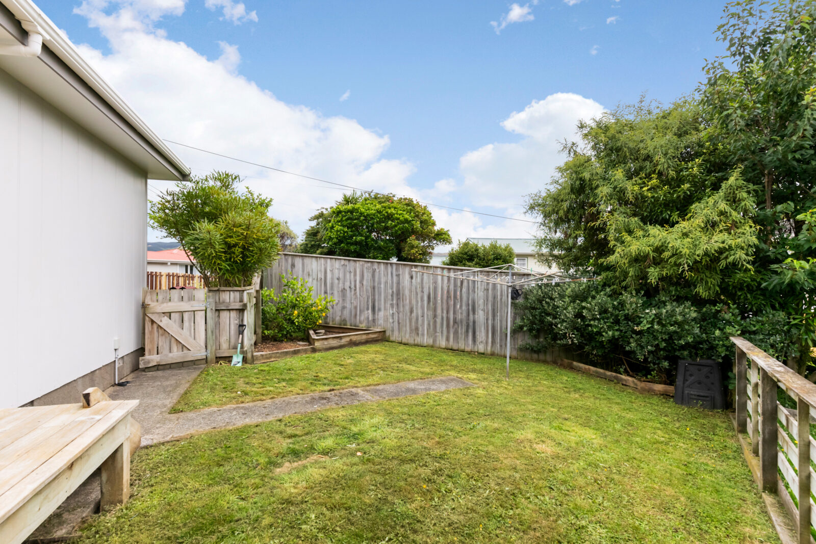 88 Larsen Crescent, Tawa Ben Cartwright and the team
