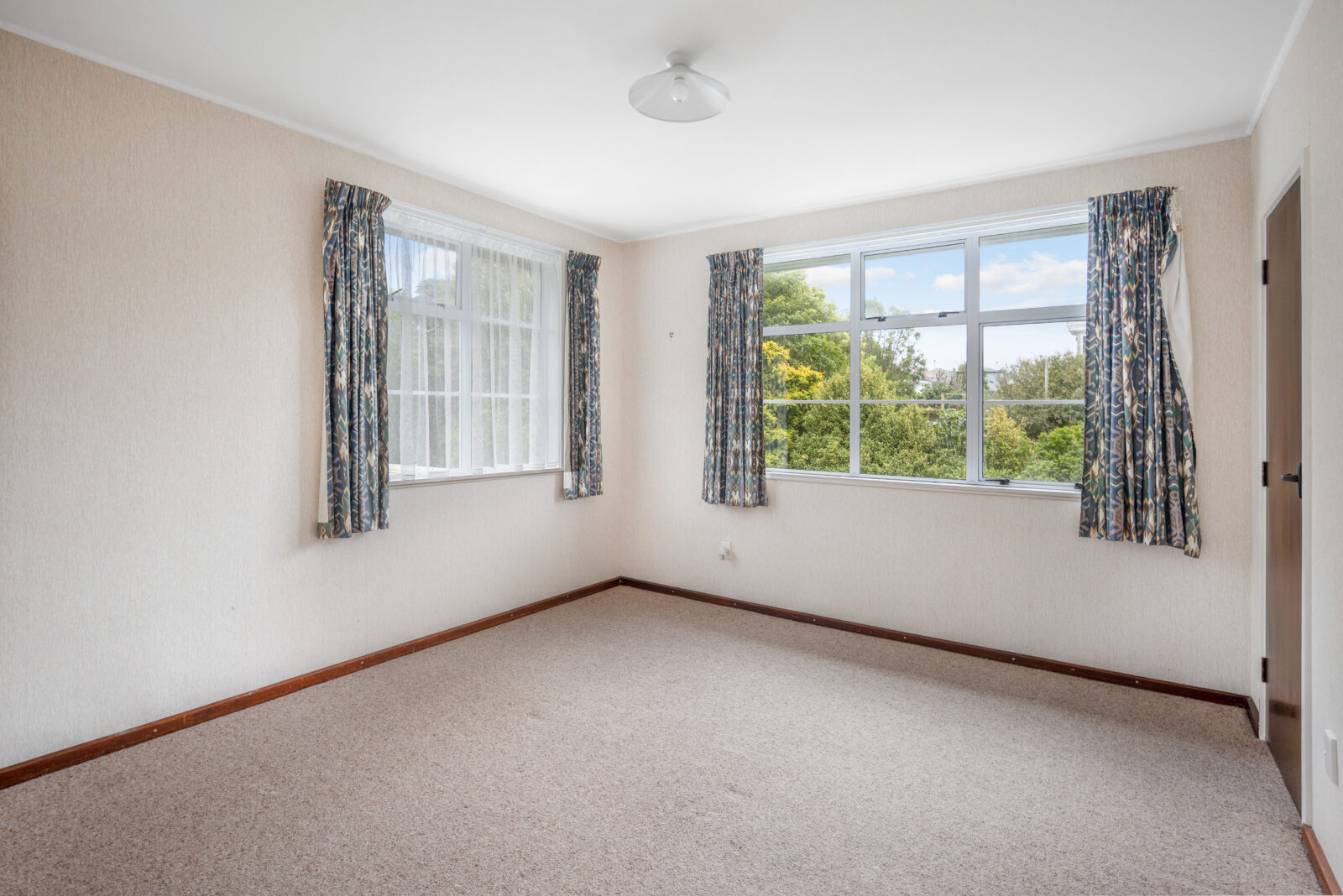 10 Stephen Street, Johnsonville