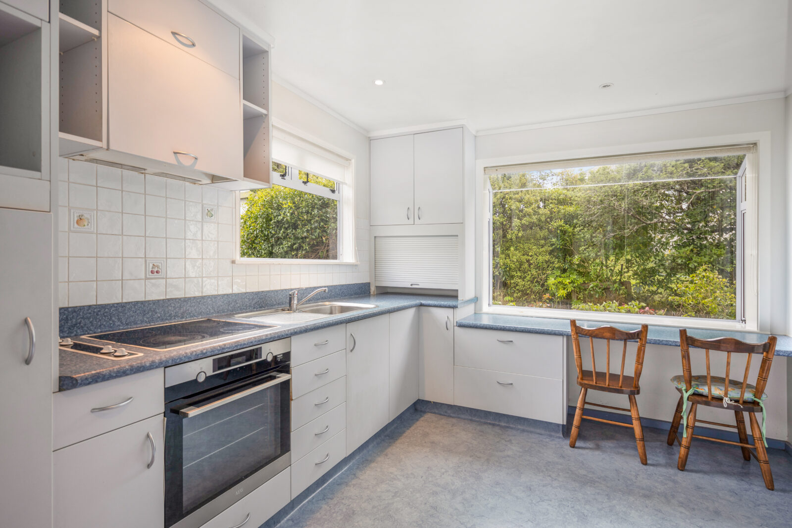 10 Stephen Street, Johnsonville