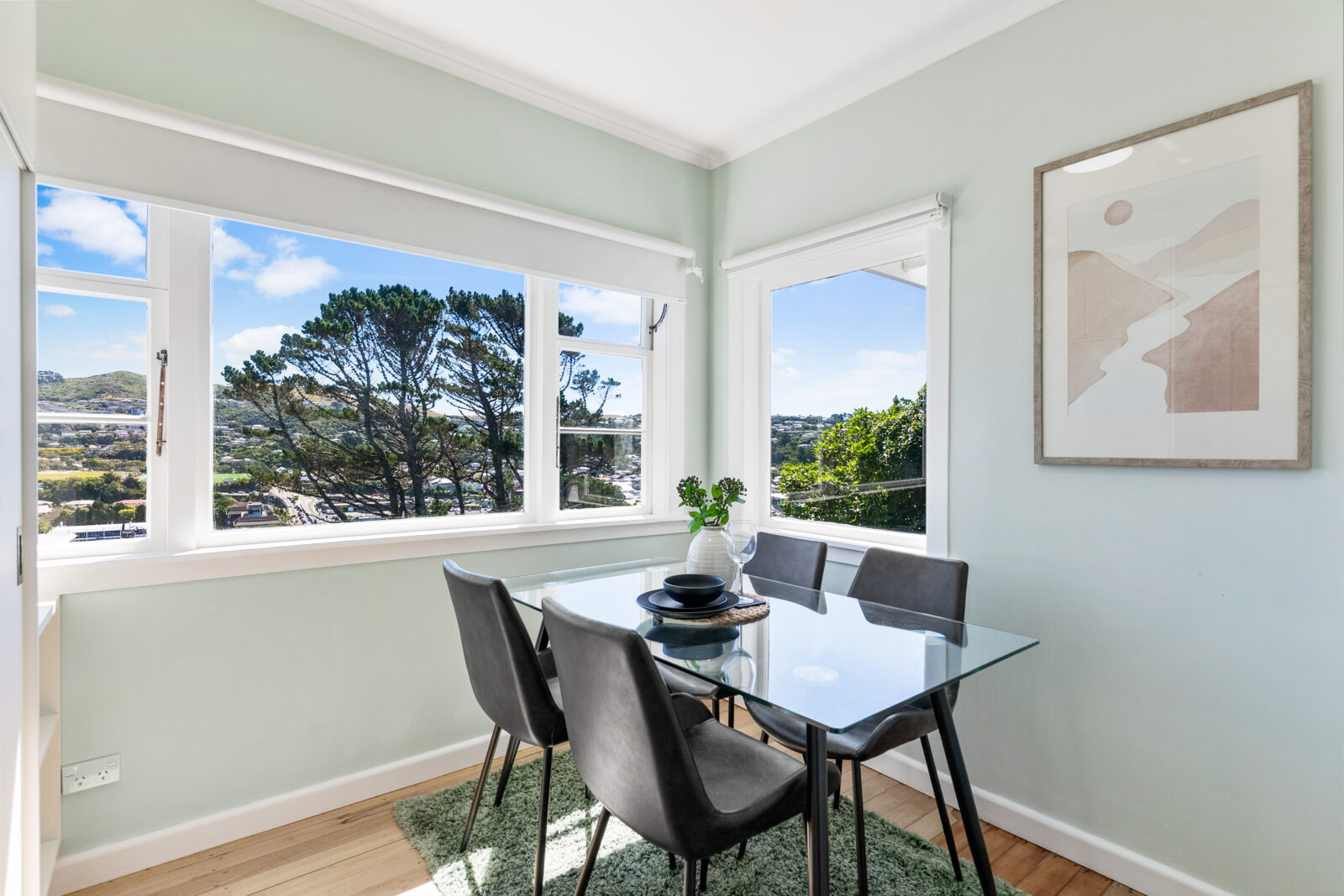 28 Sheridan Terrace, Johnsonville Ben Cartwright and the team