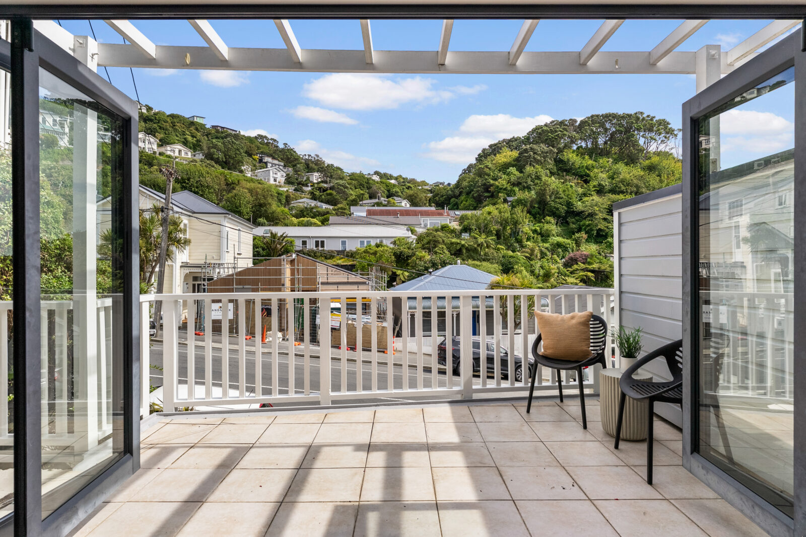 51B Todman Street, Brooklyn, Ben Cartwright and the team