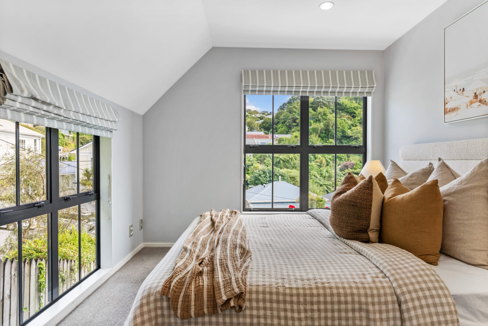 51B Todman Street, Brooklyn, Ben Cartwright and the team