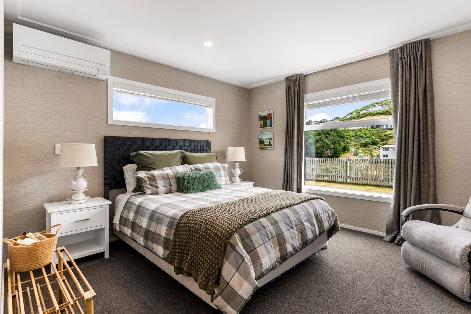 6 Farnworth Terrace, Churton Park Ben Cartwright and the team