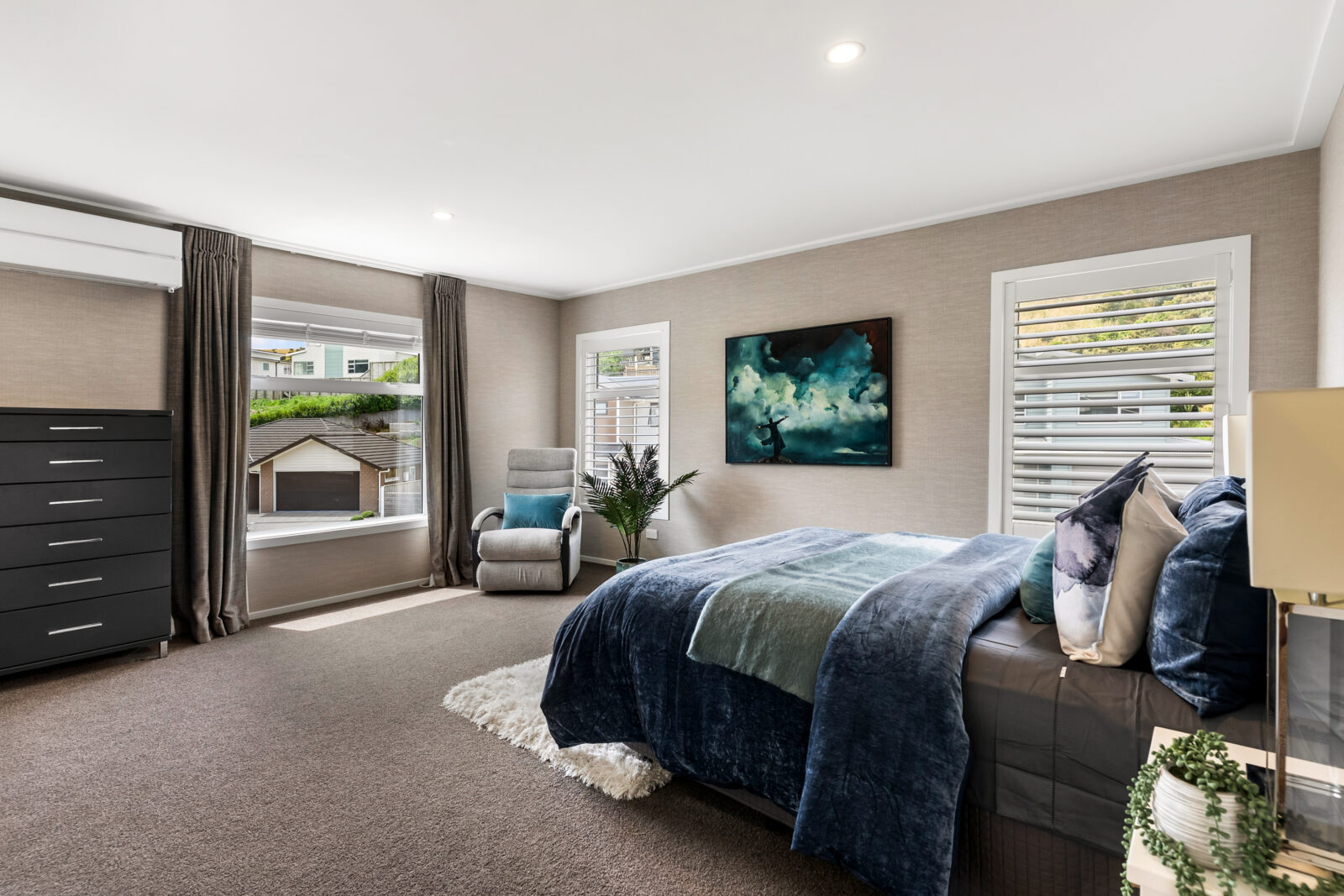 6 Farnworth Terrace, Churton Park Ben Cartwright and the team