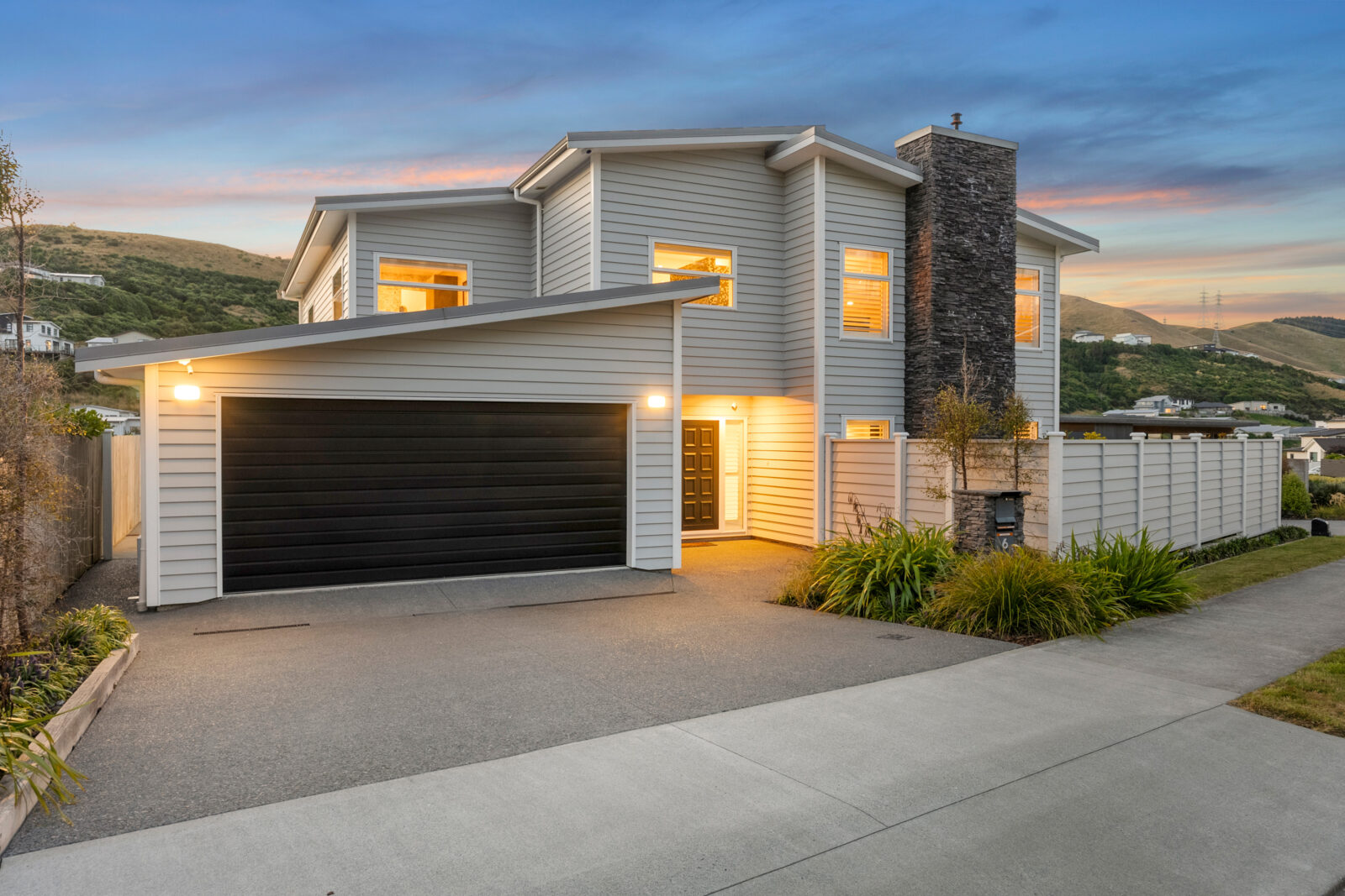 6 Farnworth Terrace, Churton Park Ben Cartwright and the team