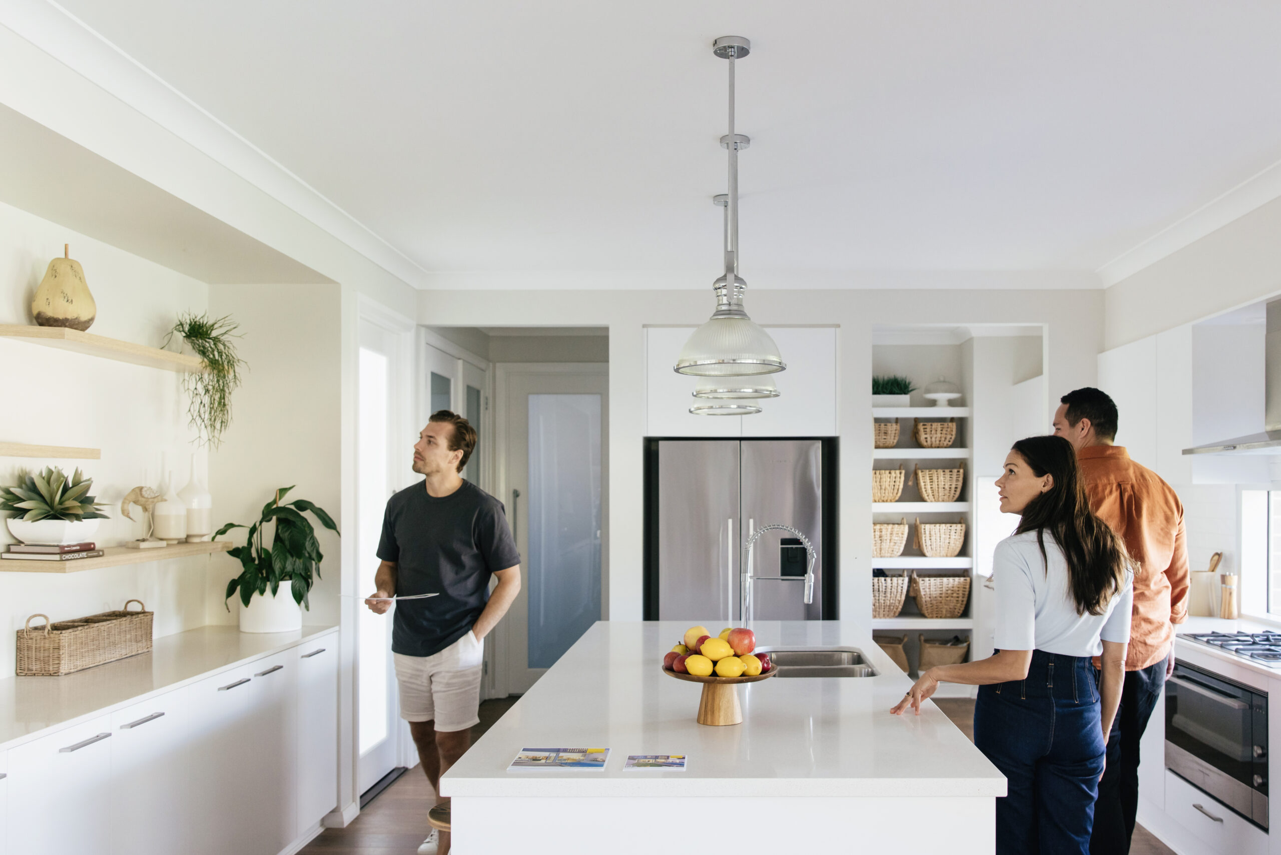 Downsizing Your Home in New Zealand: Smart Summer Decluttering Tips for a Smooth Move