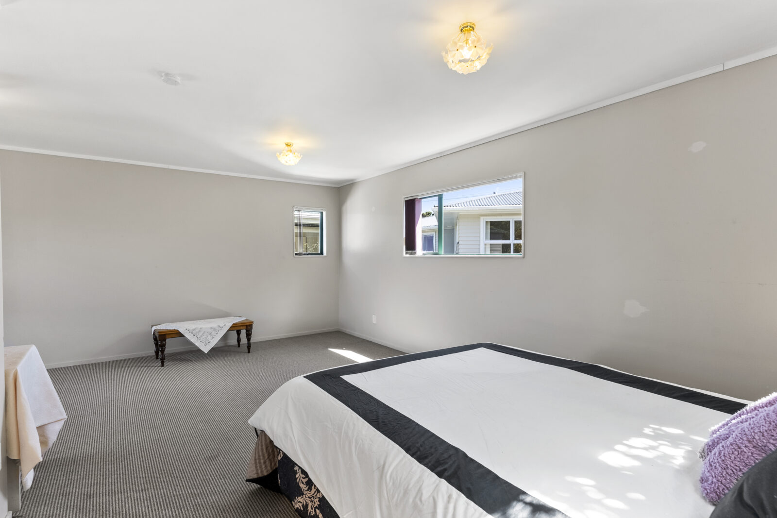 22 Cotswold Crescent, Newlands