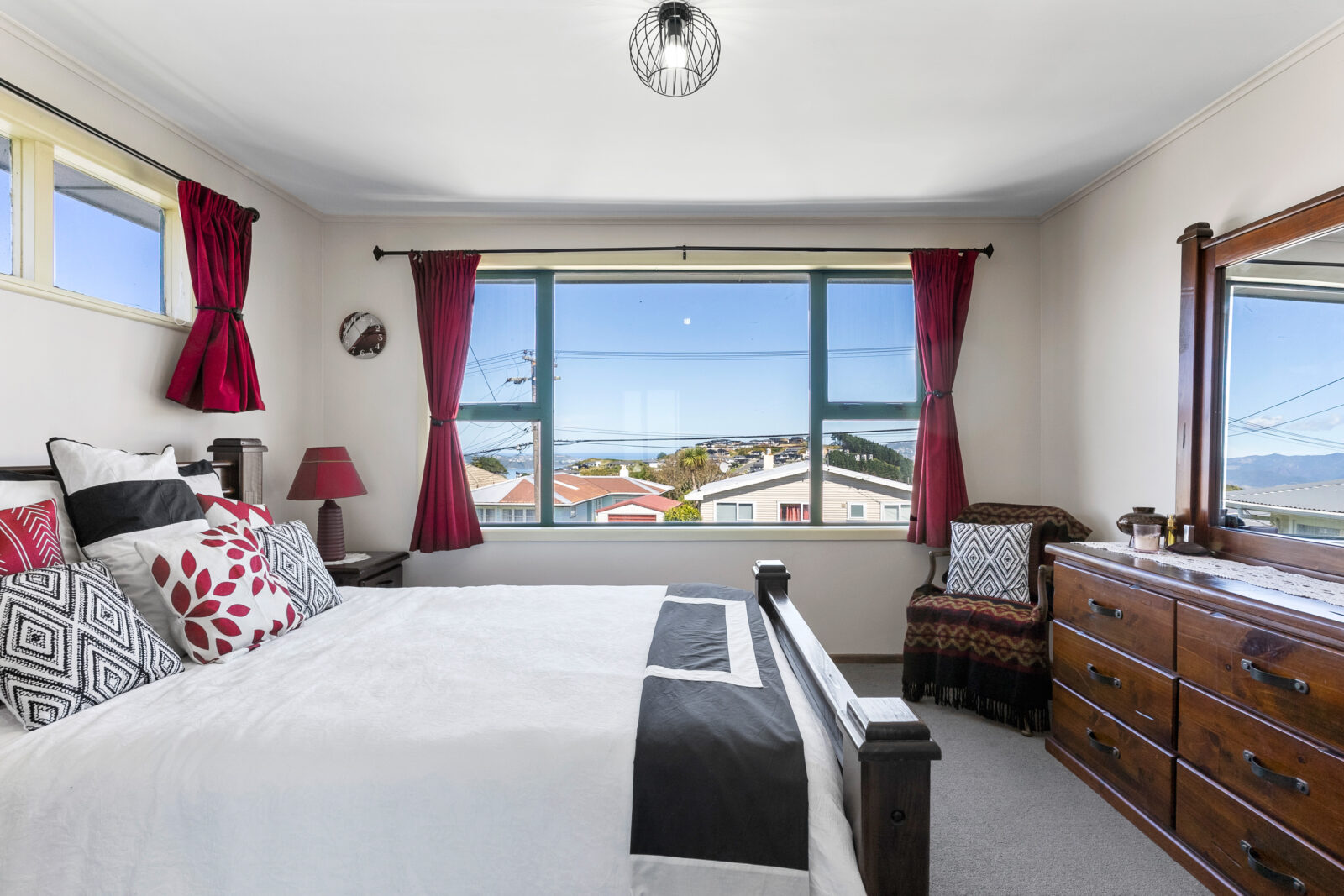 22 Cotswold Crescent, Newlands