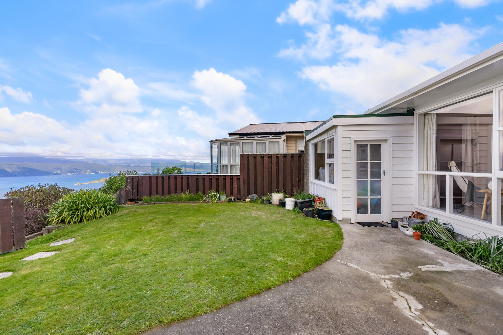48 Somes Crescent, Newlands