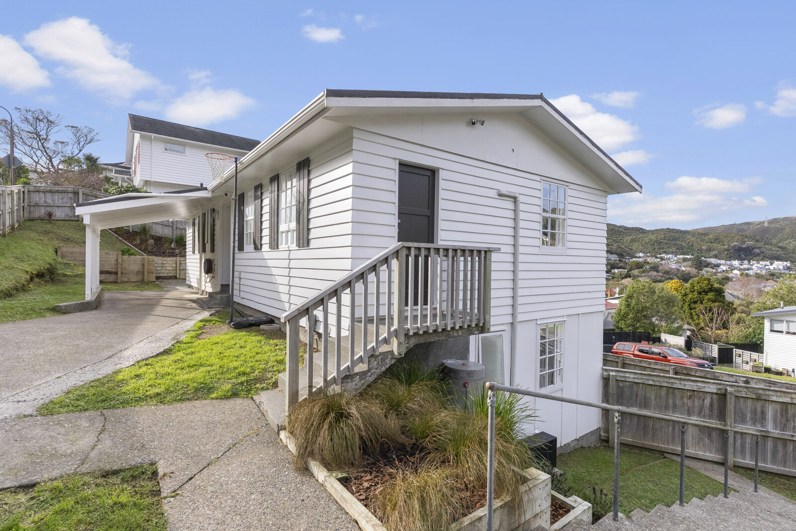 24 Thurleigh Grove, Karori
