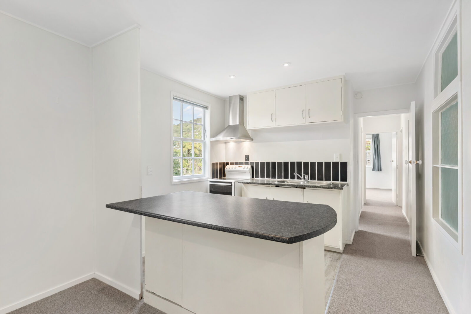 24 Thurleigh Grove, Karori