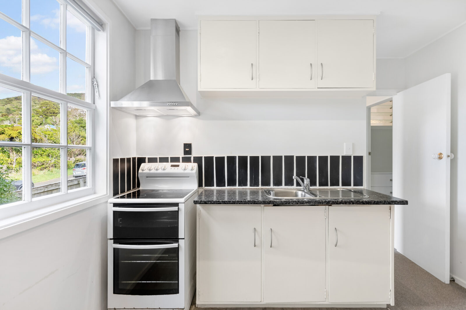 24 Thurleigh Grove, Karori
