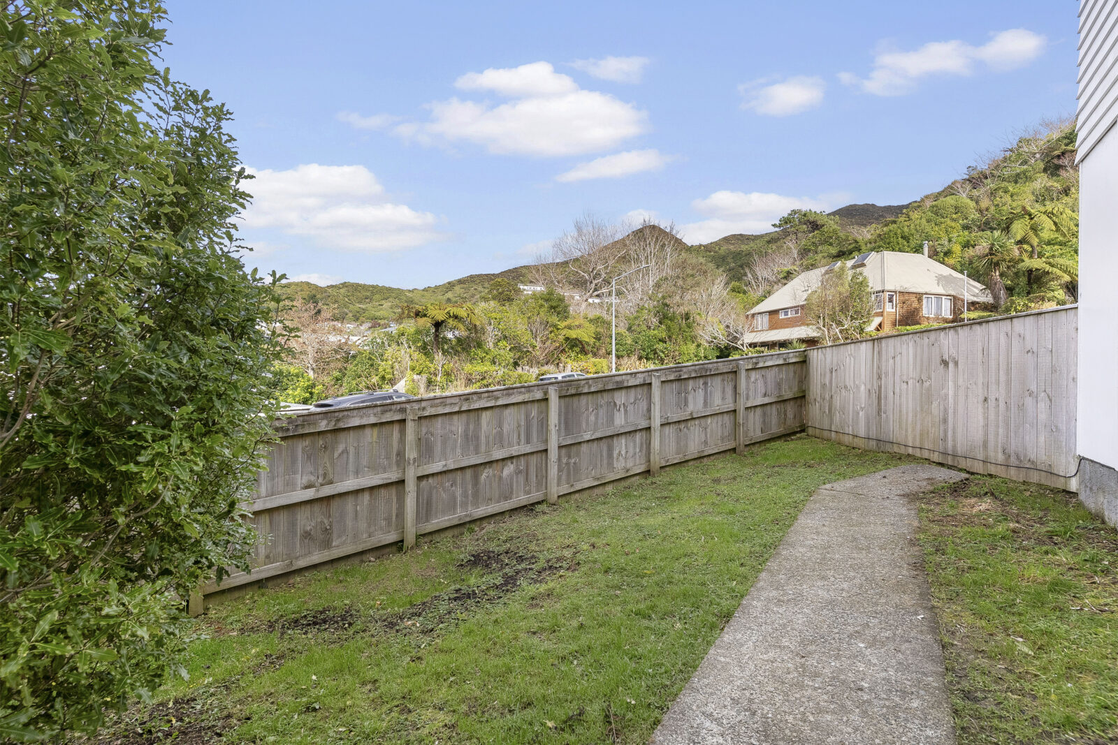 24 Thurleigh Grove, Karori