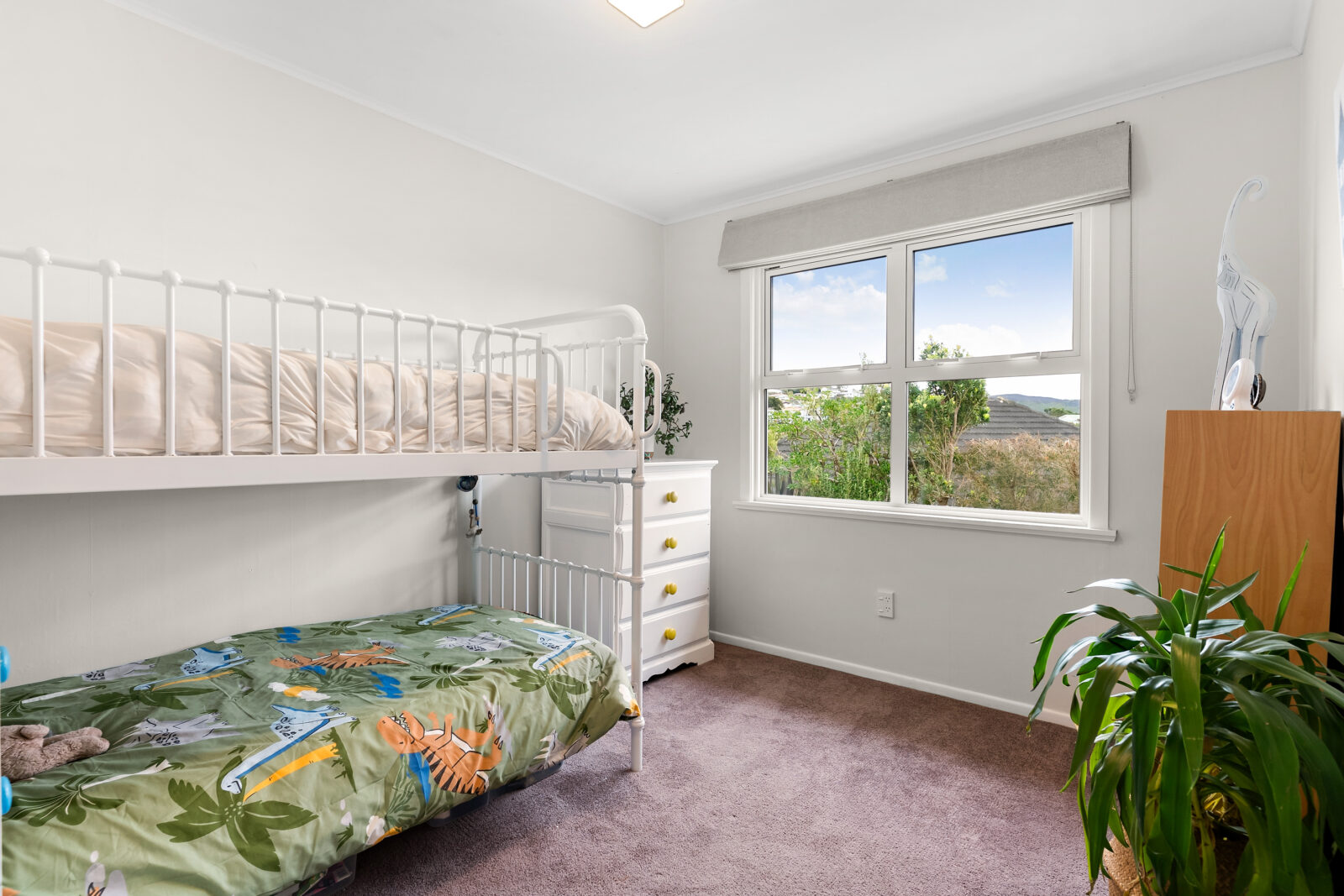 10 Loasby Crescent, Newlands