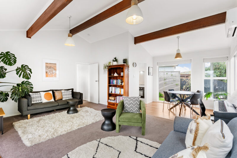 10 Loasby Crescent, Newlands