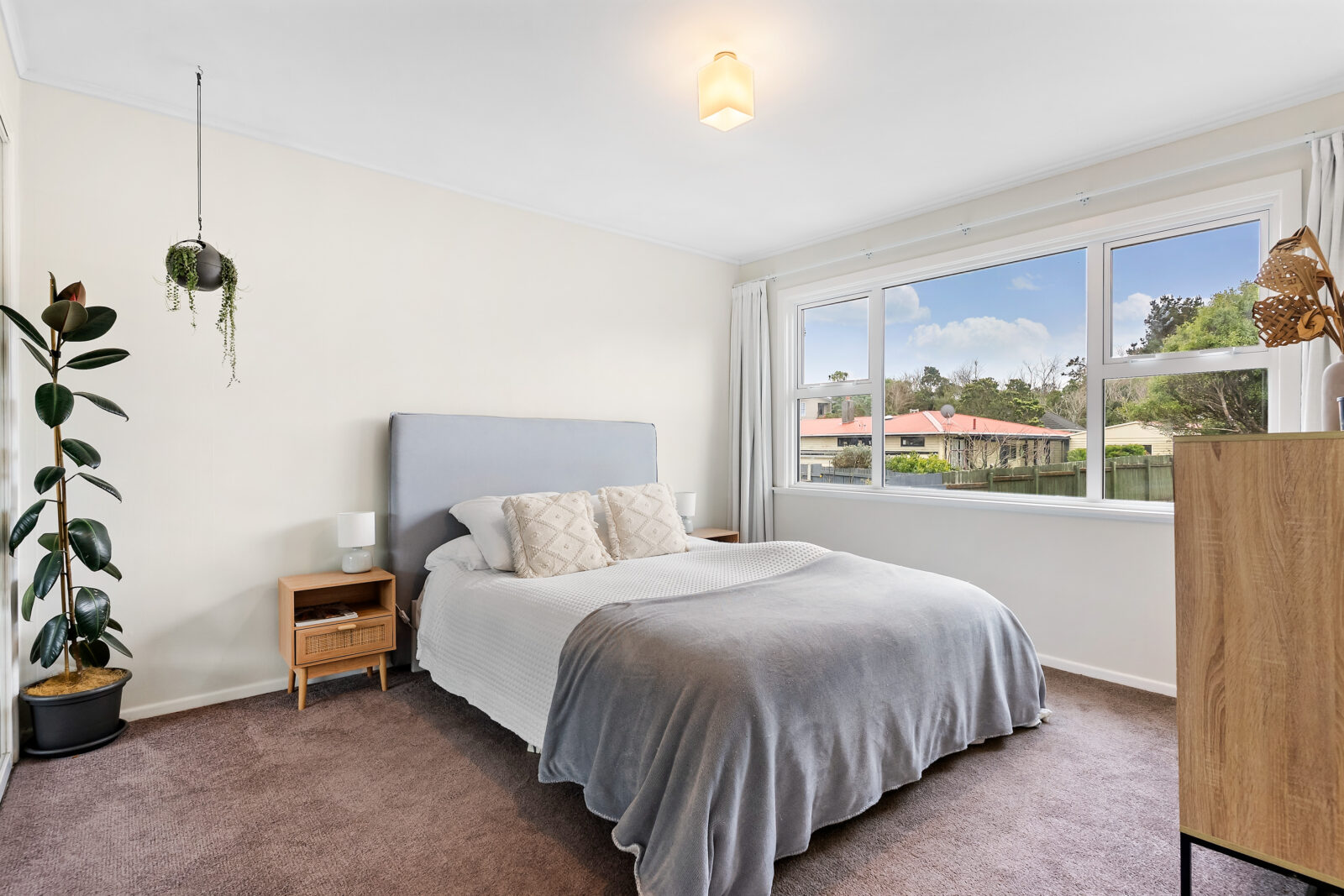 10 Loasby Crescent, Newlands