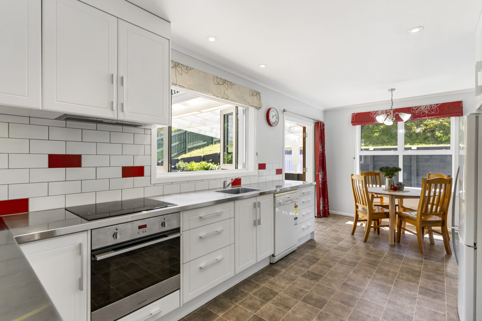 60 Batchelor Street, Newlands